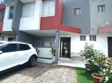 Casa de 4 habitaciones, Quito · Casa en Venta Sector Dean Bajo, Conocoto Valle de Los Chillos
