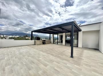 Departamento · 150m² · 3 Habitaciones · 2 Estacionamientos · Departamento PH de Renta en Tumbaco