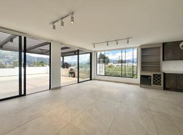 Departamento · 140m² · 3 Habitaciones · 2 Estacionamientos · Departamento PH de Renta en Tumbaco