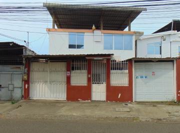 fachada frontal, 10mts adaptables para paqueo · Venta de Casa con 2 Departamentos Entre Av 4 de Noviembre y Av 113