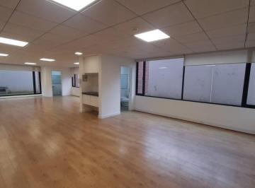 Oficina comercial · 87m² · 2 Estacionamientos · Sector Av Whymper. oficina en Renta o Venta 87 m, Edificio Corporativo