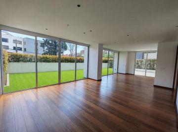 Departamento de 3 habitaciones, Quito · Estrena Departamento en Venta/renta Duplex 407 m² con Patio González Suárez