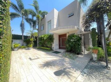 Casa de 3 habitaciones, Guayaquil · Venta Casa Km 5.5 Ave Samborondón Urb. Mirasol A. Quintana