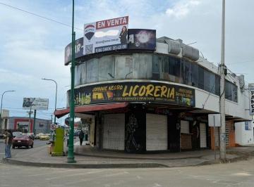 Local comercial , Manta · Edificio Comercial de Venta en Mata Zona Centro