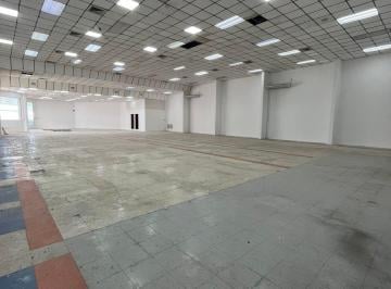 Local comercial , Guayaquil · Se Alquila Amplio Local Comercial con Oficina y Bodega en El Km. 5.5 Vía Daule
