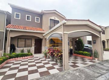 Casa de 3 habitaciones, Guayaquil · Casa de 158 m² con 3 Habitaciones en Venta en Urb. Romareda - Norte de Guayaquil