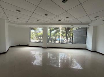 Local comercial , Guayaquil · Local Comercial de 250 m² - Edificio Classic Frente Cc Albán Borja L. Torres