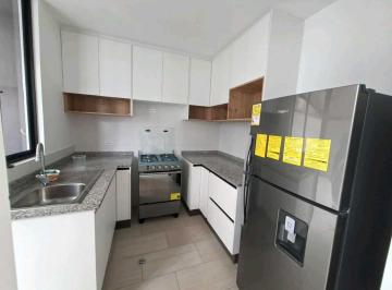 Casa · 118m² · 2 Habitaciones · 1 Estacionamiento · Renta Casa 2 Dorm., Incluye Línea Blanca, Conjunto Conocoto