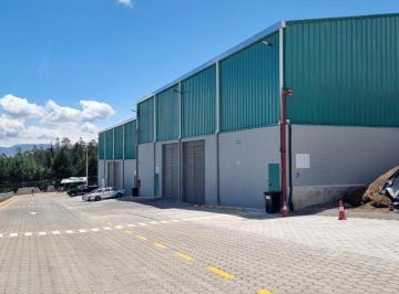 Bodega-Galpón · 450m² · Bodega de Renta 450 m², Muy Buena Ubicacion Pifo Seguridad y Buenas Vías Pr