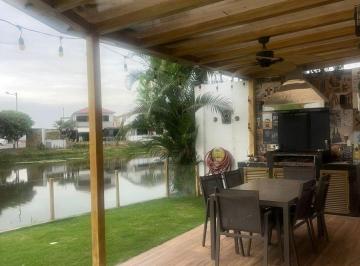 Casa de 4 habitaciones, Guayaquil · Ciudad Celeste Casa Al Lago en Venta Etapa La Coralia