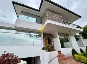 Casa de 6 habitaciones, Quito · Casa Ideal Empresas Negocios Embajadas Sector Quicentro