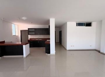 Departamento de 3 habitaciones, Guayaquil · Alquiler Departamento Pb en Urb Puerto Azul