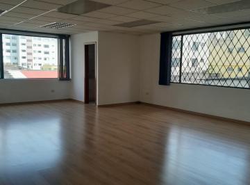 Oficina comercial · 65m² · Oficina en Venta Frente a La Universidad Católica. 65 m. Usd.