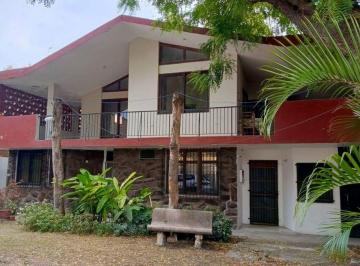 Casa de 12 habitaciones, Portoviejo · Casa con Terreno de Venta Portoviejo 5 de Junio