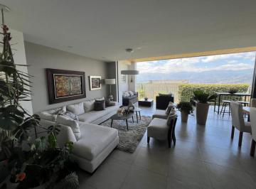 Departamento de 3 habitaciones, Quito · Departamento Amoblado de Lujo 173 m² con 3 Dorm. en Alquiler en San Juan de Cumbayá