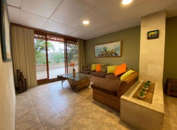 Suite de 1 habitación, Guayaquil · En Alquiler y Venta: Hermosa Suite con Terraza Privada en Lomas de Urdesa