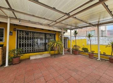 Casa de 4 habitaciones, Quito · Vendo Casa, Sector Batan Alto, 500 m, Dólares.