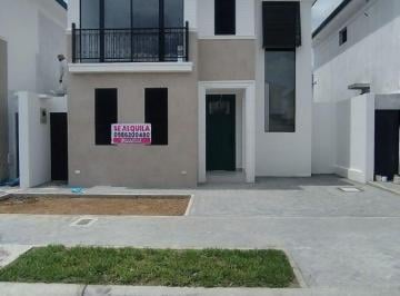 Casa de 3 habitaciones, Guayaquil · Casa con 182 m² de 3 Dorm. en Alquiler en Urb. Alba del Bosque en Vía a La Costa