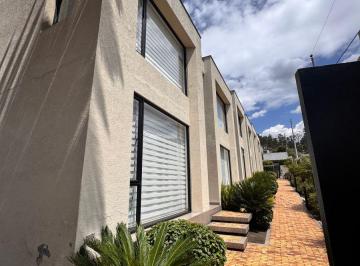 Casa de 3 habitaciones, Quito · Casa en Venta o Alquiler en Conjunto Sector San Juan de Cumbayá - Cr