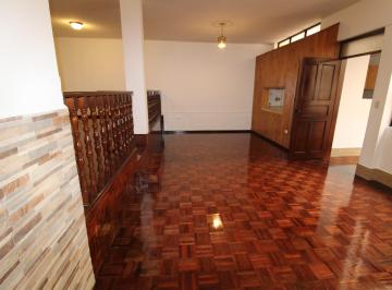 Departamento de 3 habitaciones, Quito · Cómodo Departamento de Arriendo Sector El Bosque