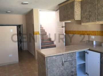 Casa · 262m² · 3 Habitaciones · 2 Estacionamientos · Casa en Venta El Batan