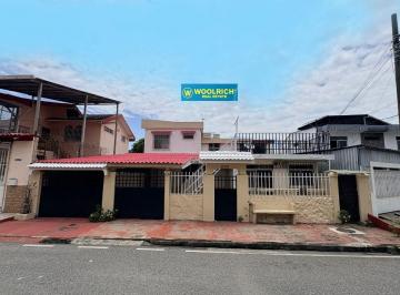 Casa de 6 habitaciones, Guayaquil · Cdla La Fae, Vendo Casa Rentera, 6 Dorm, 2 Parqueos. 280 m²