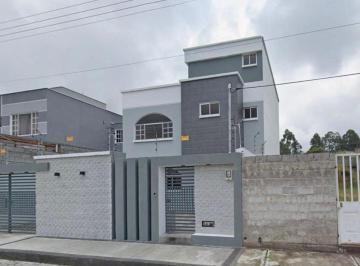 Casa de 4 habitaciones, Quito · Casa en Venta Sangolqui, Valle de Los Chillos 4 Habitaciones