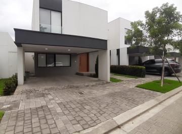 Casa · 128m² · 2 Habitaciones · Casa en Samborondón