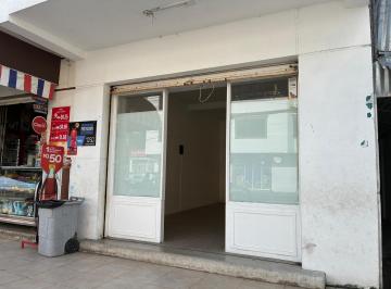 Local comercial · 30m² · 2 Estacionamientos · Local Comercial en Garzota