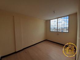 Casa · 85m² · 2 Habitaciones · 1 Estacionamiento · Casa en Venta de 3 Dorm. Dentro de Conjunto, Sector Bellavista de Calderón