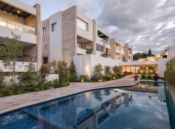 Suite de 1 habitación, Quito · Dentro de Urbanización. Cumbaya