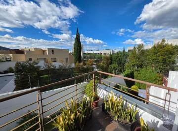 Suite de 1 habitación, Quito · Suite Tipo Loft en Renta en Sector Exclusivo de Cumbayá