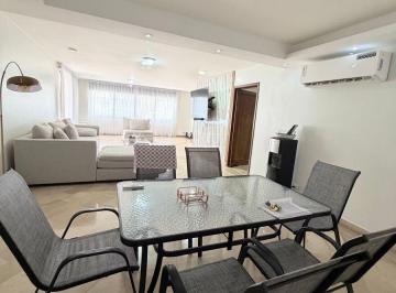 Casa de 3 habitaciones, Guayaquil · Casa en Venta 3 Dorm. Sector Ceibos Cerrado