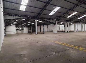 Bodega-Galpón · 5000m² · 5 Habitaciones · 5 Estacionamientos · Galpón Industrial 4461 m² en Carcelén de Venta