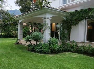 Casa de 4 habitaciones, Quito · Linda Casa de Renta en Rancho San Francisco Desde Julio
