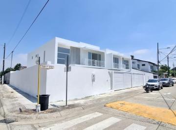 Casa · 348m² · 3 Habitaciones · 3 Estacionamientos · Casa en Venta Urb. La Puntilla de Estreno
