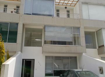 Casa · 161m² · 3 Habitaciones · 2 Estacionamientos · Casa en Carcelén Conjunto Camino de Los Eucaliptos