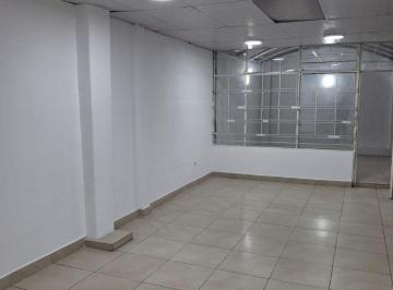 Oficina comercial , Quito · Arriendo Oficina en La Vozandes, Sector Quito Tenis, 150 m²