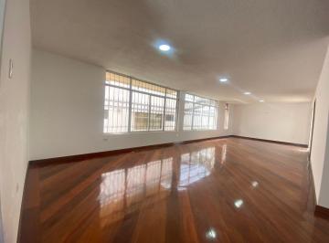 Casa de 4 habitaciones, Quito · Casa con 333 m² en un Solo Andar y 4 Recámaras en Venta en Quito Tenis un Solo Piso