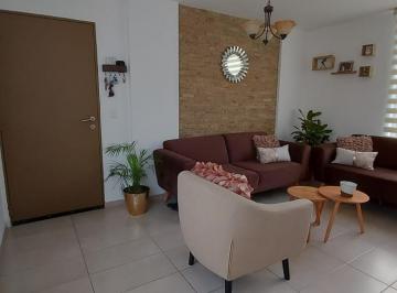 Departamento · 97m² · 3 Habitaciones · 1 Estacionamiento · Departamento en Venta en Tumbaco, Tola Chica