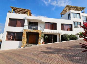 Departamento · 120m² · 3 Habitaciones · 1 Estacionamiento · Amplio Departamento Planta Baja