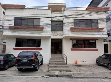 Departamento de 3 habitaciones, Guayaquil · Departamento en Venta Los Ceibos (L. Arias/a. Salvador)