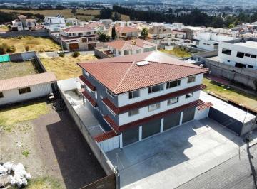Casa de 3 habitaciones, Quito · Casa en Renta, Cashapamba - Valle de Los Chillos