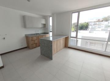 Departamento de 3 habitaciones, Quito · J/tumbaco, Departamento de 80 m² en Venta, 3 Habitaciones, a Estrenar, El Arenal.