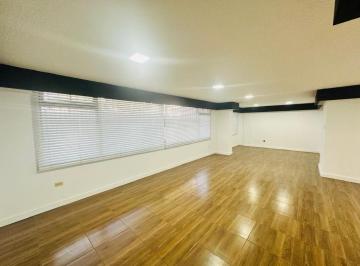 Departamento de 4 habitaciones, Quito · Vendo Departamento 4 Dorm. Union Nacional