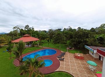 Hacienda-Quinta de 8 habitaciones, Santo Domingo · Quinta Vacacional de 10.673 m² con Piscina, Canchas y Salón de Eventos en Santo Domingo