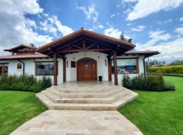 Hacienda-Quinta de 3 habitaciones, Quito · Venta Quinta Puembo, Sector Colegio Americano