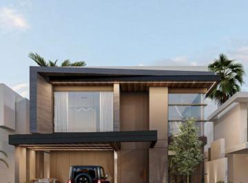 Casa de 4 habitaciones, Machala · Elegante Casa en Venta, La Mejor Zona Residencial de Machala, Zona de Alta Plusvalia, Cerca Iess