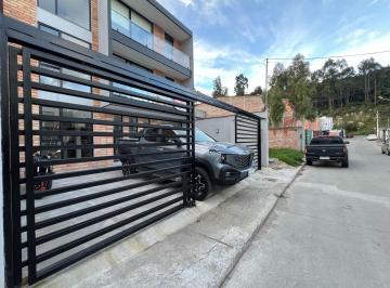 Departamento · 126m² · 3 Habitaciones · 1 Estacionamiento · Amplio (137,30 M²) Departamento de Lujo en Venta - Cuenca