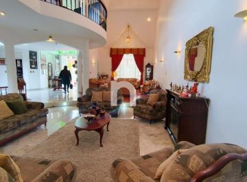 Casa · 1000m² · 5 Habitaciones · 3 Estacionamientos · Mansión de Lujo en Venta | en Cuenca